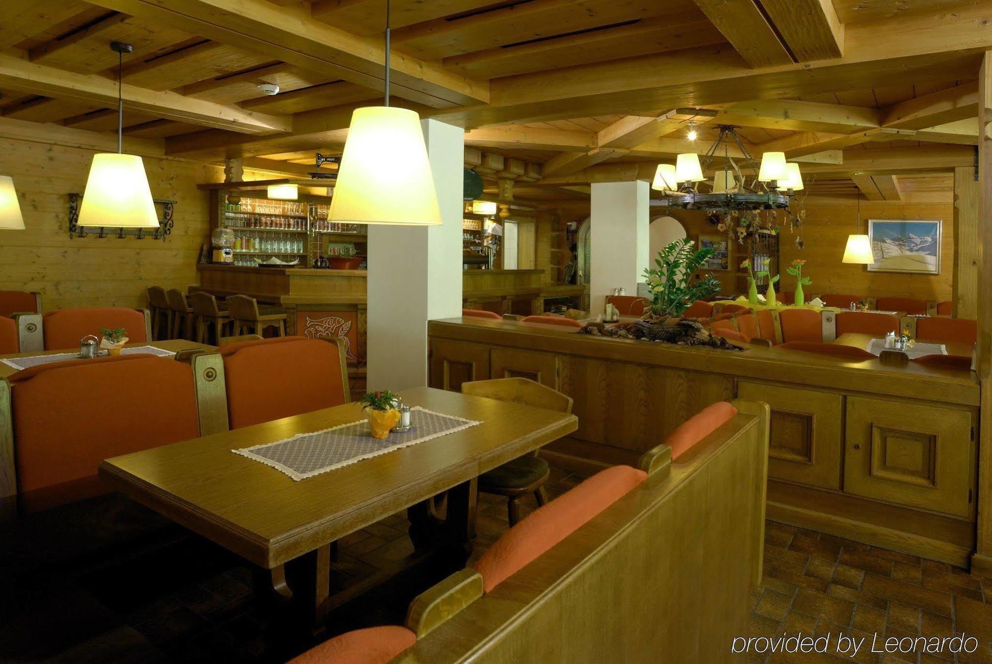 Hotel Bacher Asitzstubn Leogang Restaurant foto